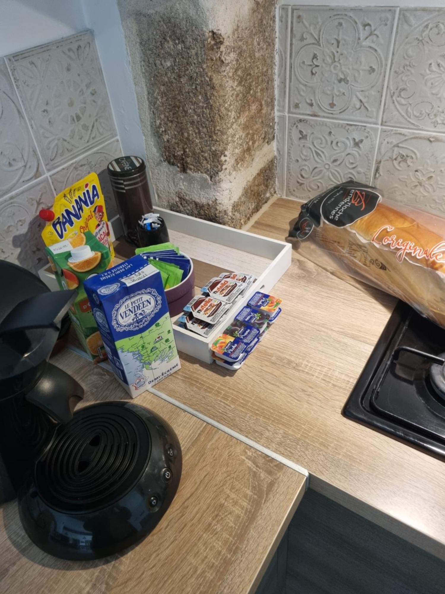 Gite Blonimael Vendrennes Buitenkant foto