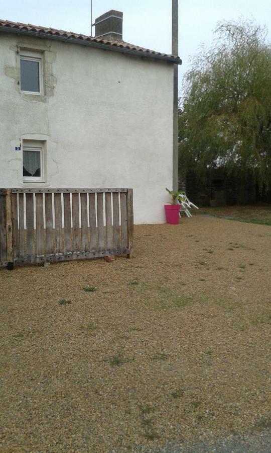 Gite Blonimael Vendrennes Buitenkant foto